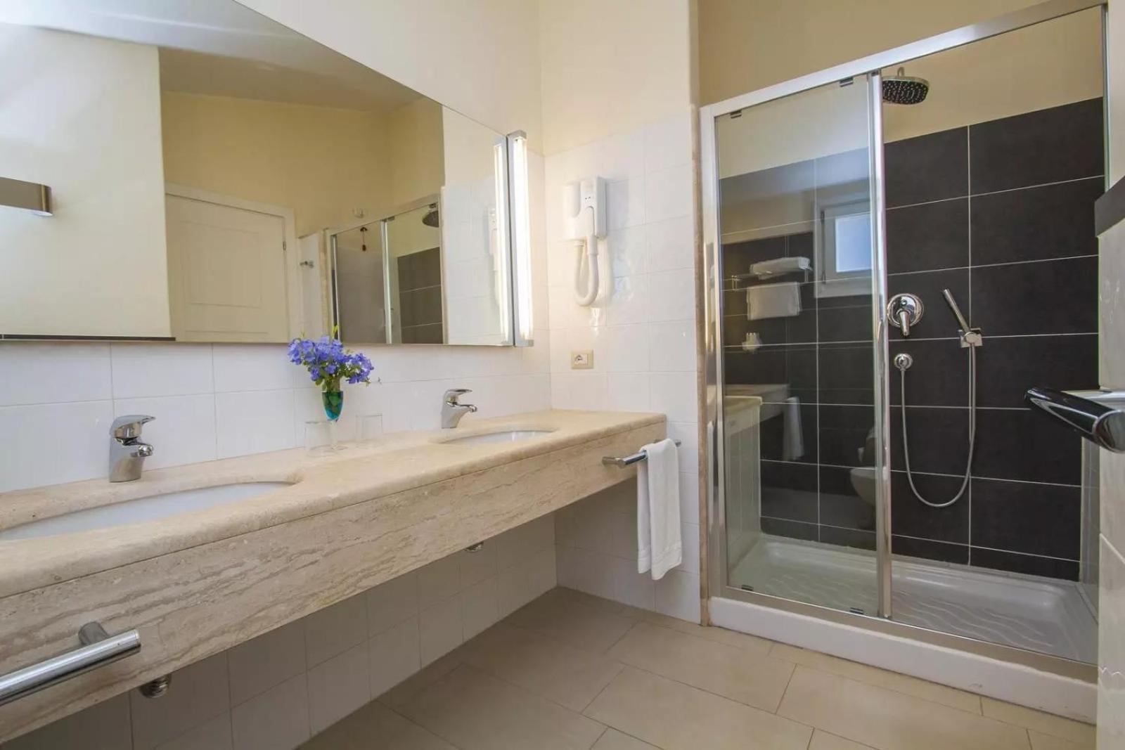 Suneva Wellness & Golf Resort Costa Rei Luaran gambar
