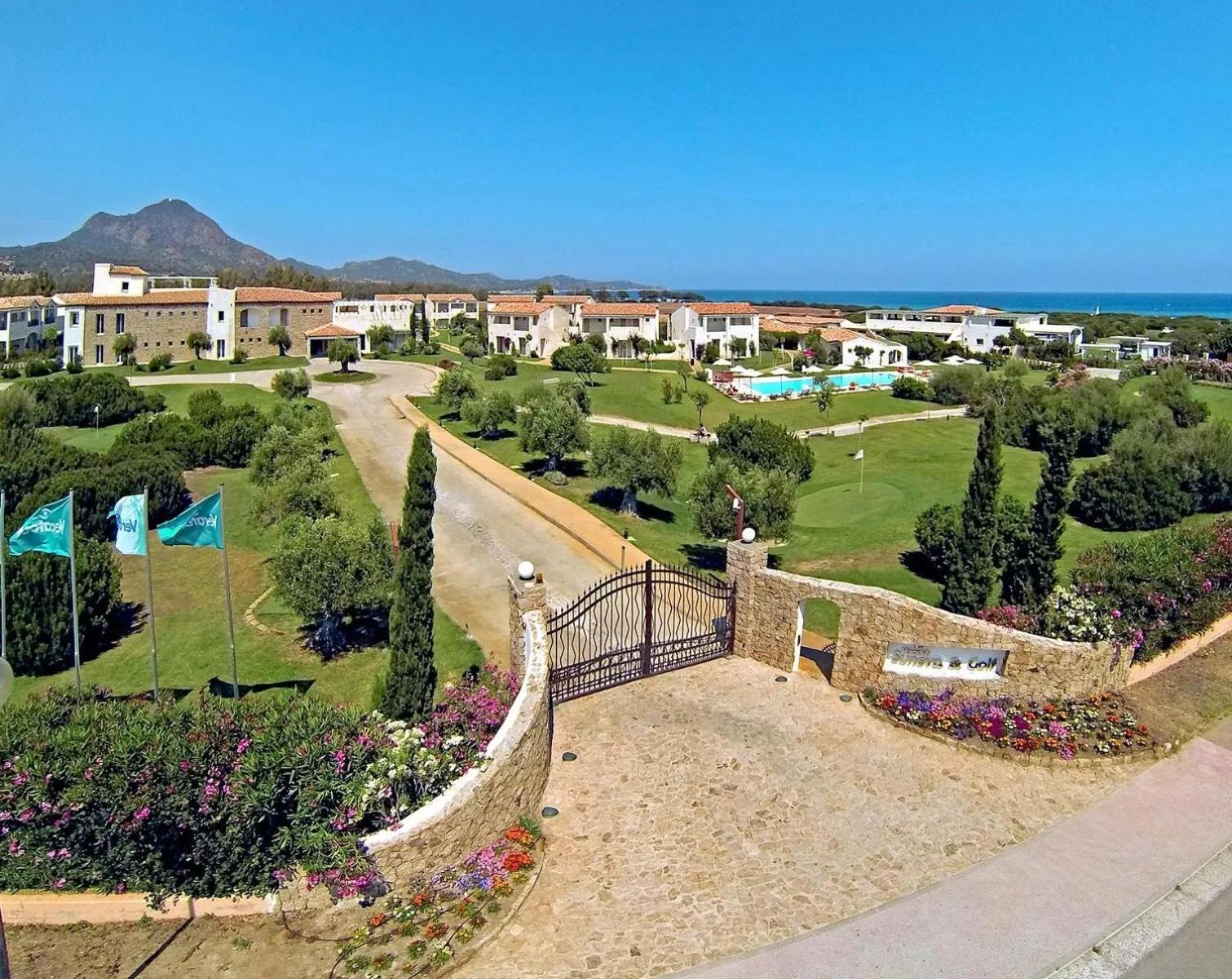 Suneva Wellness & Golf Resort Costa Rei Luaran gambar